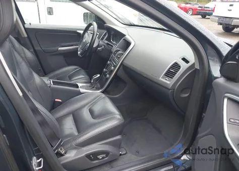 2014 Volvo Xc60 3.2 from USA, damaged, VIN YV4940DZ4E2509957